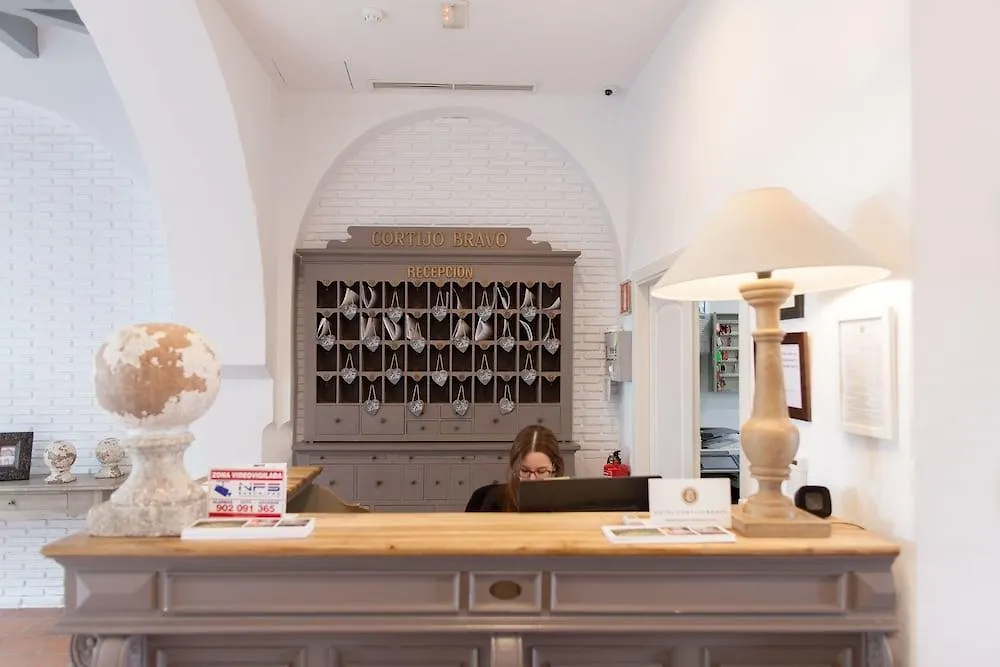 B Bou Hotel Cortijo Bravo Velez Malaga