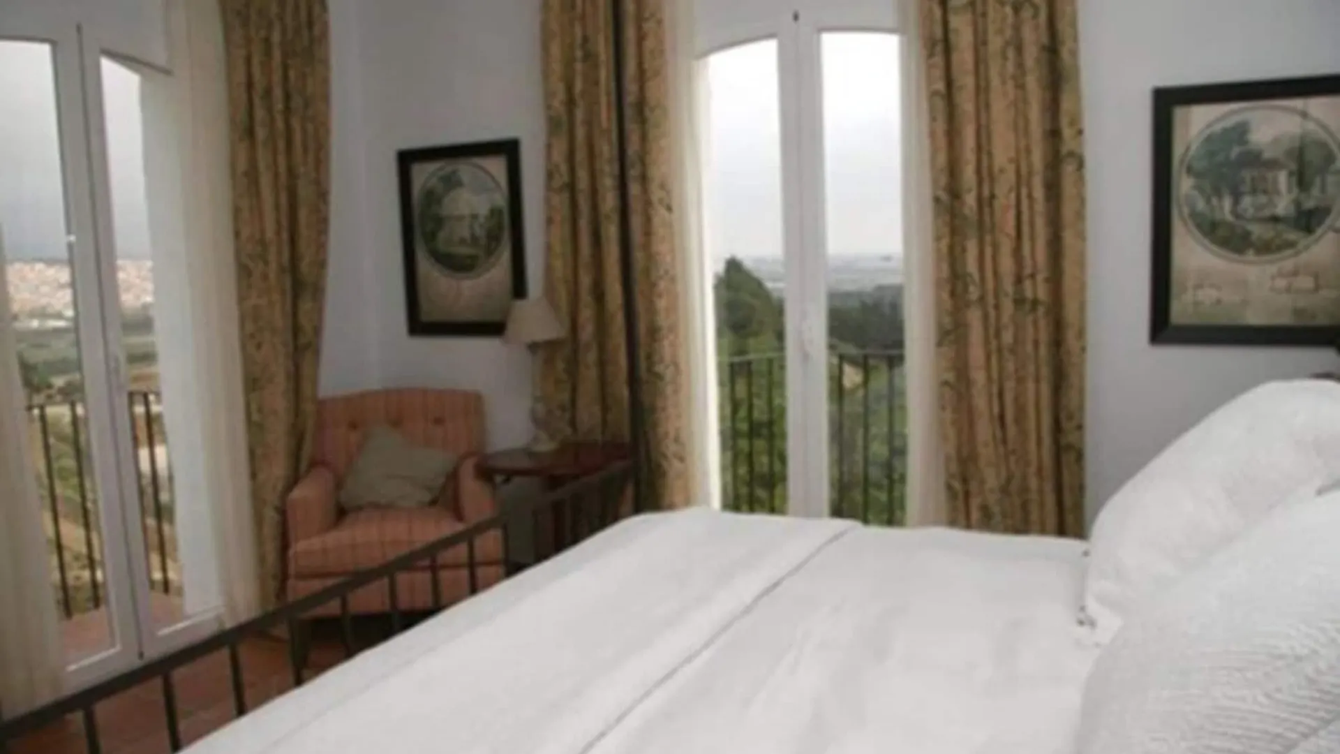 B Bou Hotel Cortijo Bravo Vélez-Málaga