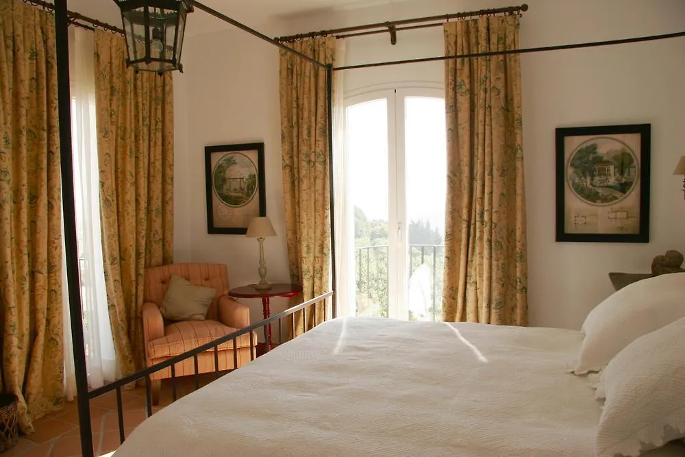 B Bou Hotel Cortijo Bravo Vélez-Málaga 4*,